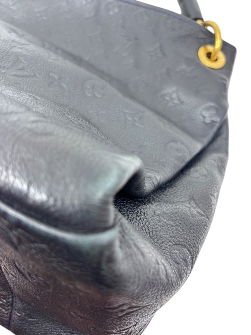 Posh Purse Co Louis Vuitton Artsy MM handbag in Marine navy blue embossed Monogram Empreinte leather with gold hardware