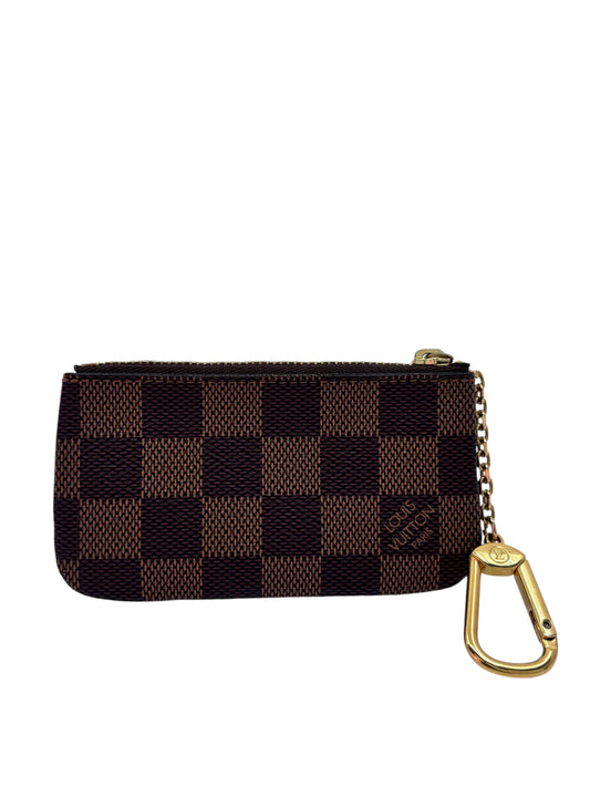 Posh Purse Co Louis Vuitton Damier Ebene key pouch in brown checkerboard coated canvas with gold-tone hardware.