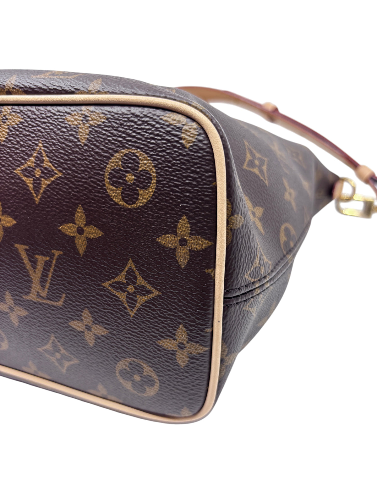 Posh Purse Co Louis Vuitton Monogram Lockit bag featuring iconic brown coated canvas and natural leather trim detail