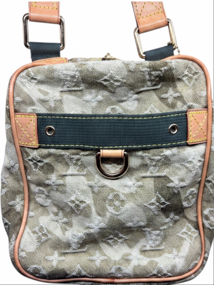 Posh Purse Co Louis Vuitton x Takashi Murakami Monogramouflage Lys bag in green and beige camouflage canvas