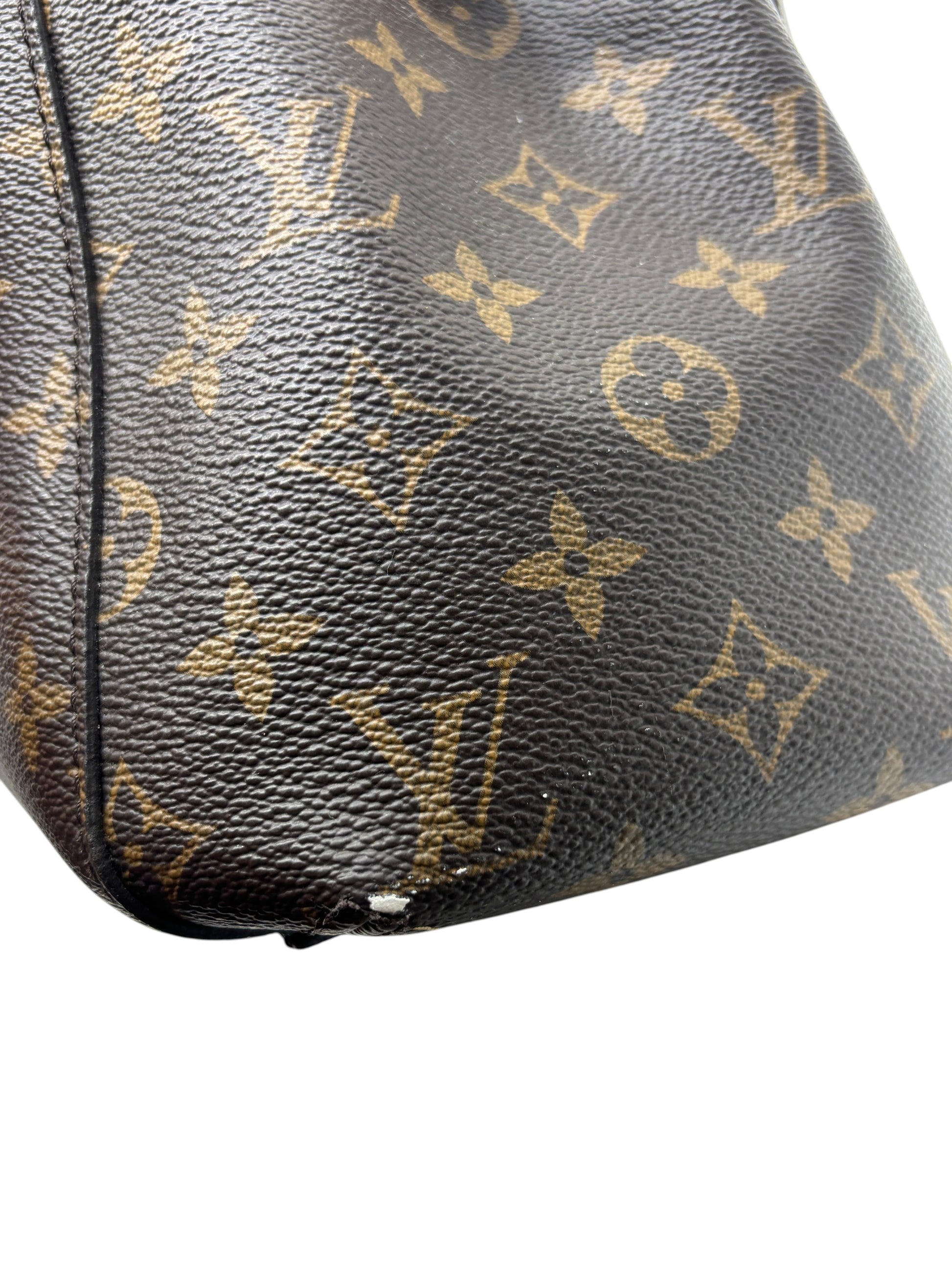 Posh Purse Co. Louis Vuitton Montaigne MM monogram canvas handbag showing minor corner wear on the base