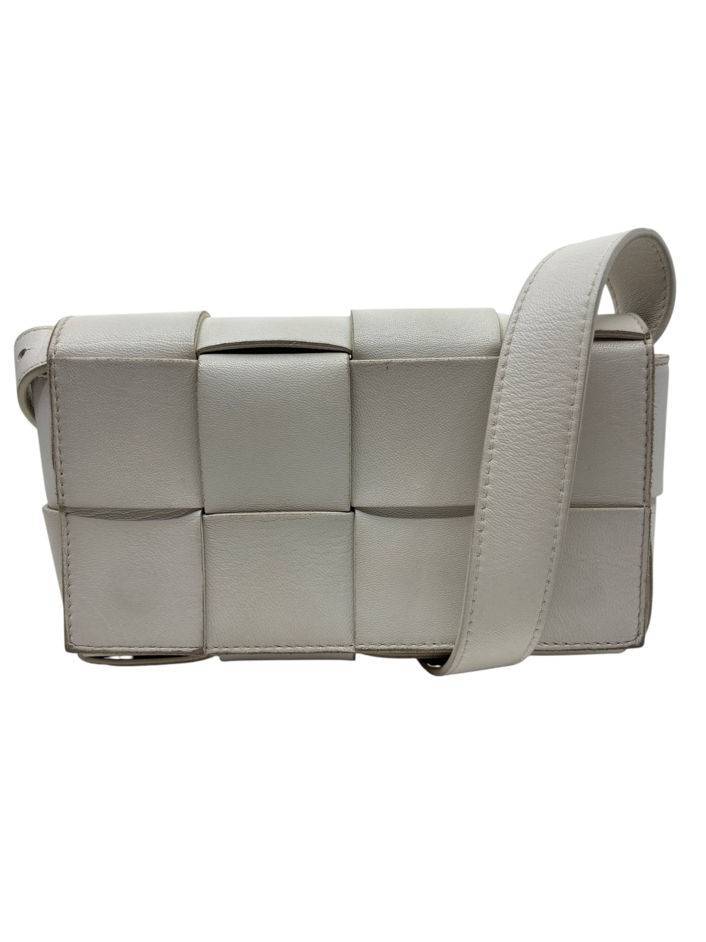 Posh Purse Co white Bottega Veneta Cassette bag featuring signature Intrecciato woven leather and adjustable strap