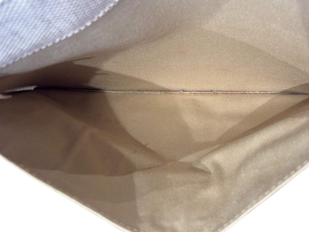 Posh Purse Co beige Chloe Woody Large tote interior, canvas with leather trim, open top.