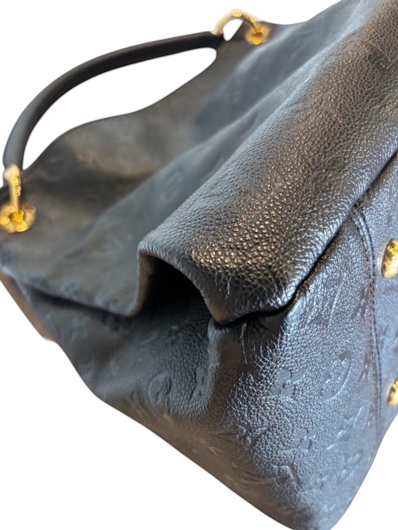 Posh Purse Co black Louis Vuitton Artsy MM hobo bag in embossed leather with braided handle and gold hardware.