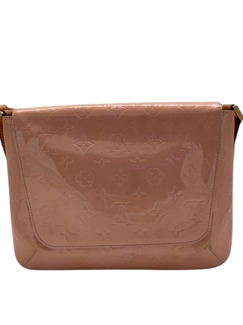 Posh Purse Co Louis Vuitton Vernis Thompson shoulder bag in glossy pink patent leather with monogram embossing.