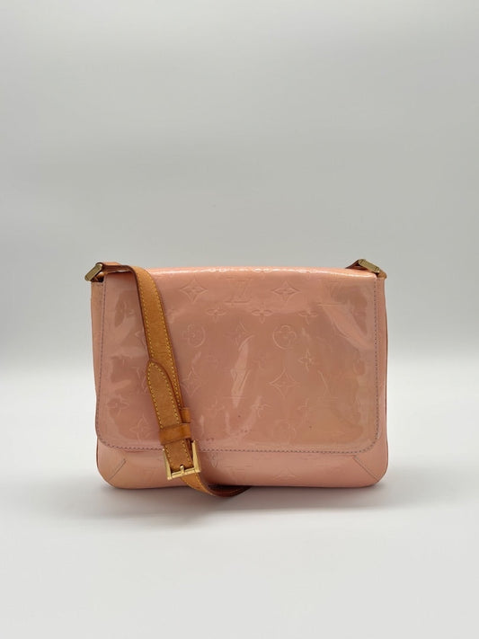 Posh Purse Co Louis Vuitton Vernis Thompson shoulder bag in pink patent leather with monogram embossing and tan leather strap.